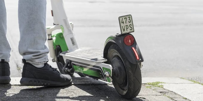 E-Scooter Führerschein für Sharing Modelle nicht nötig, Kennzeichen schon